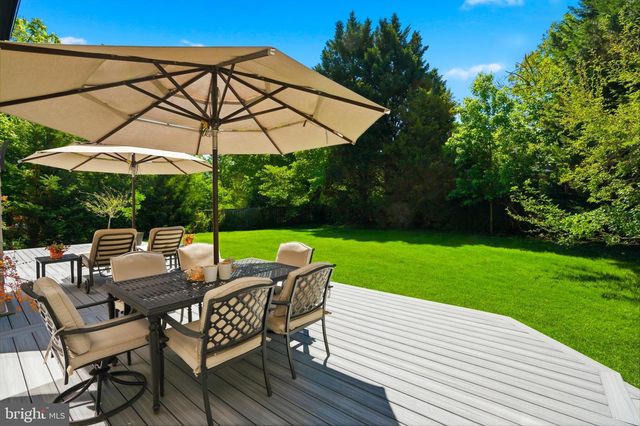 1513 OAKVIEW DR, Mclean, VA 22101