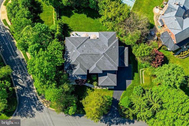 1513 OAKVIEW DR, Mclean, VA 22101