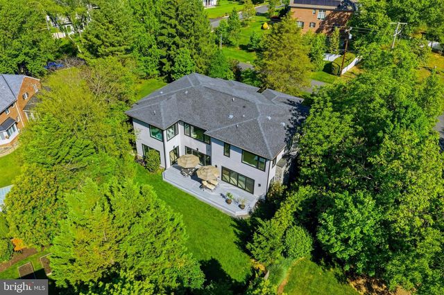 1513 OAKVIEW DR, Mclean, VA 22101