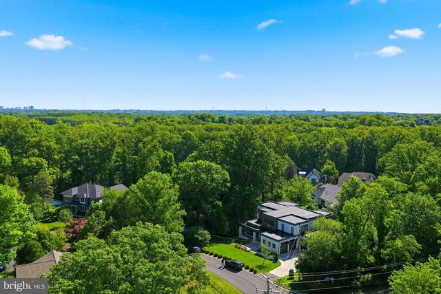 1513 OAKVIEW DR, Mclean, VA 22101