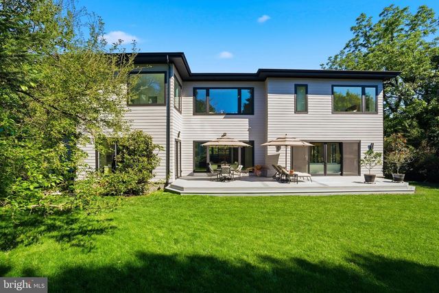 1513 OAKVIEW DR, Mclean, VA 22101