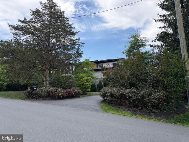 1513 OAKVIEW DR, Mclean, VA 22101