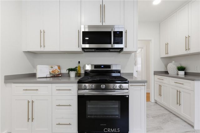 349 N Glendora Avenue, Glendora, CA 91741