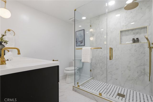 349 N Glendora Avenue, Glendora, CA 91741