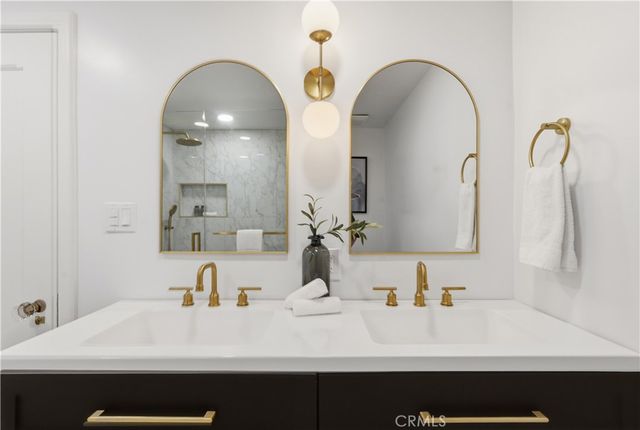 349 N Glendora Avenue, Glendora, CA 91741