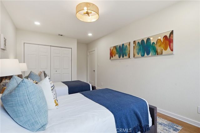 349 N Glendora Avenue, Glendora, CA 91741