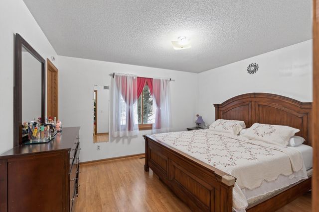 16051 Goodview Way, Lakeville, MN 55044