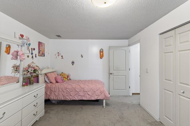 16051 Goodview Way, Lakeville, MN 55044