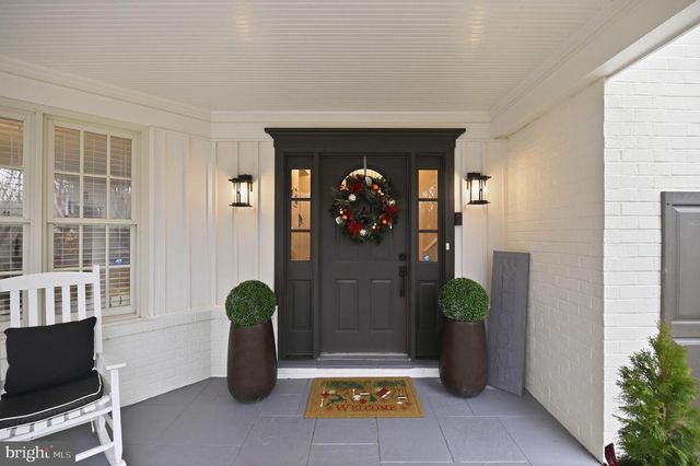 11728 STUART MILL RD, Oakton, VA 22124