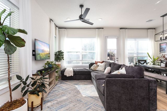 5843 Whitby Unit 3, San Antonio, TX 78240