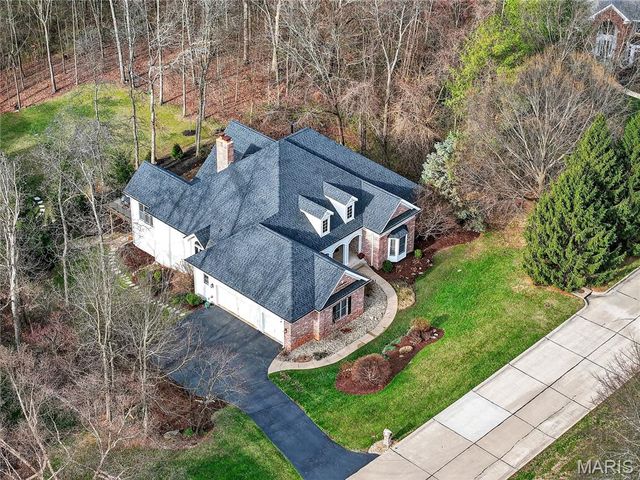 410 Charlemagne Drive, Lake St Louis, MO 63367