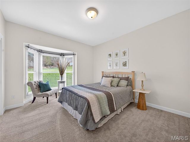 410 Charlemagne Drive, Lake St Louis, MO 63367