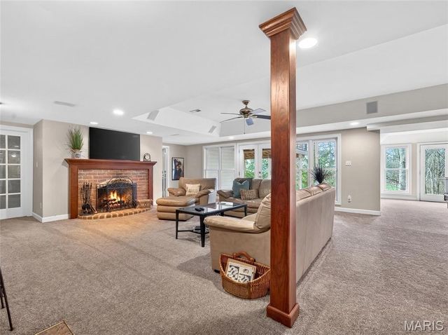 410 Charlemagne Drive, Lake St Louis, MO 63367