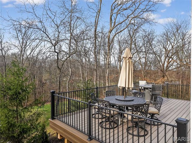 410 Charlemagne Drive, Lake St Louis, MO 63367