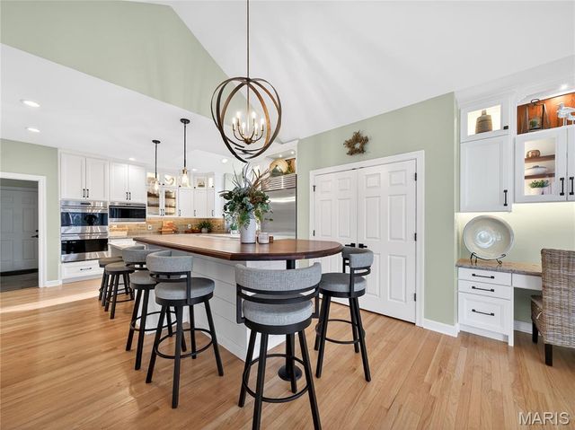 410 Charlemagne Drive, Lake St Louis, MO 63367