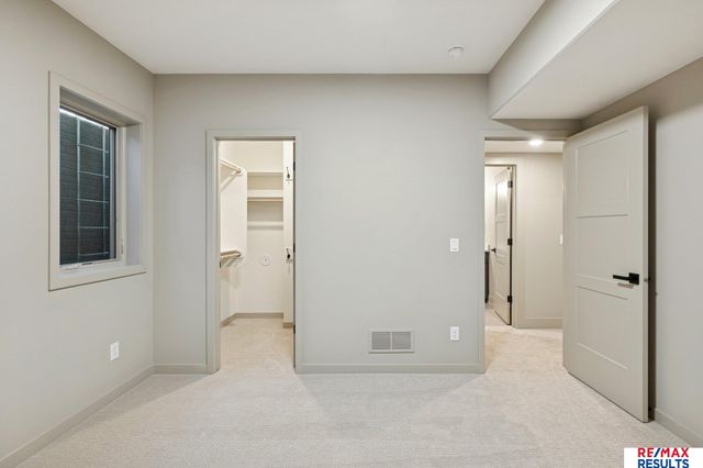 20101 W Street, Omaha, NE 68135