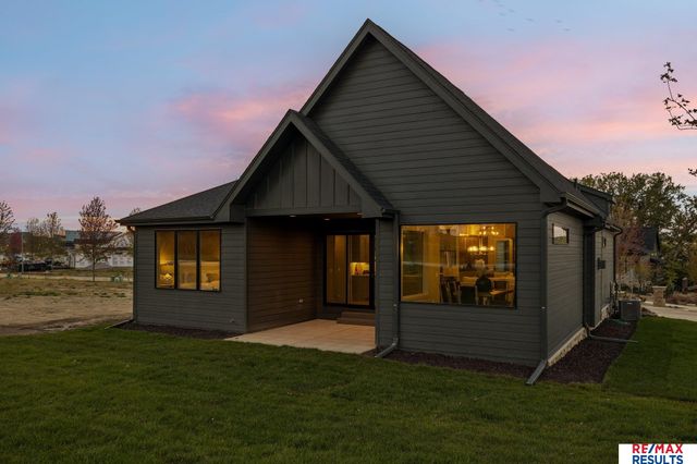 20101 W Street, Omaha, NE 68135