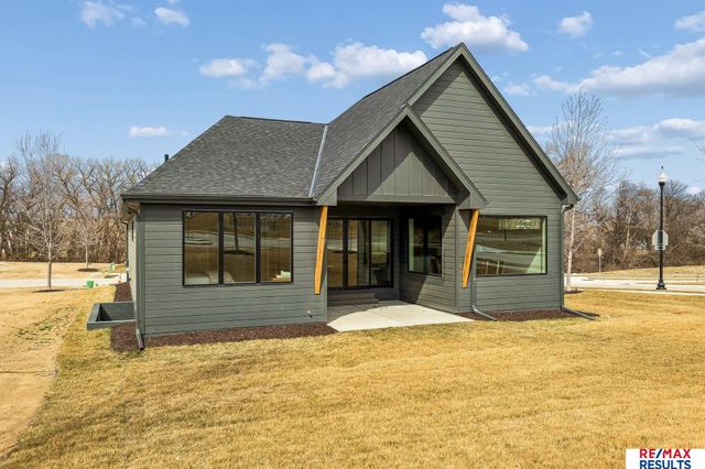 20101 W Street, Omaha, NE 68135