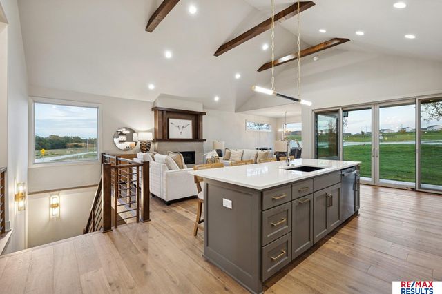 20101 W Street, Omaha, NE 68135