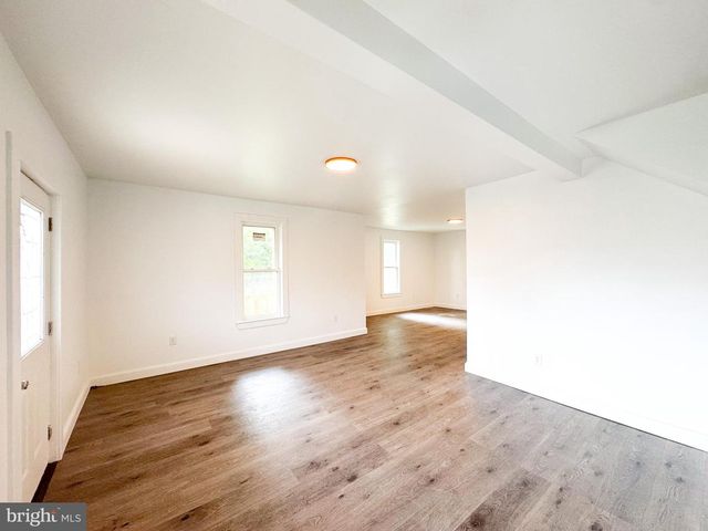 32 S MANN AVE, Yeagertown, PA 17099