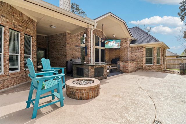 13224 Misty Sage Drive, Conroe, TX 77302