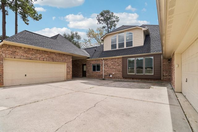 13224 Misty Sage Drive, Conroe, TX 77302