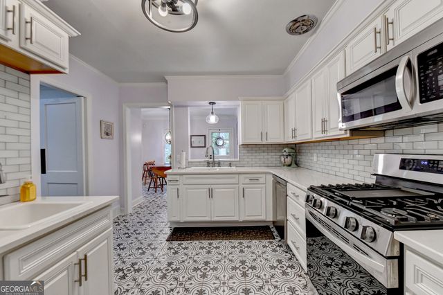 307 Pine Circle, Monroe, GA 30655