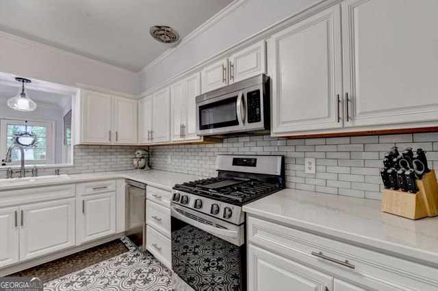 307 Pine Circle, Monroe, GA 30655