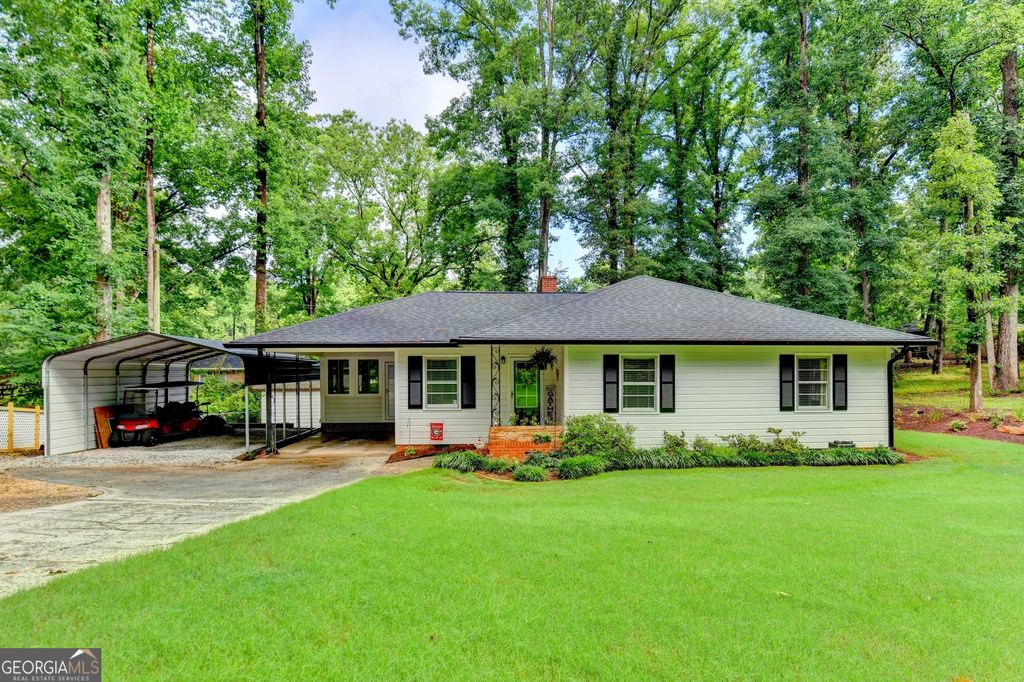 307 Pine Circle, Monroe, GA 30655