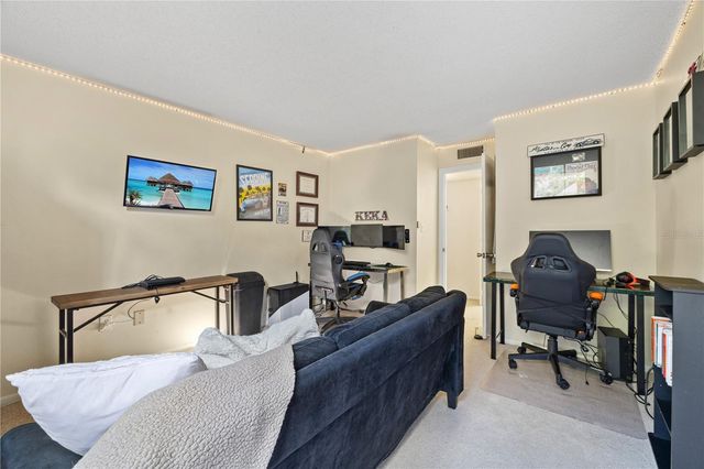 504 ORANGE DRIVE 11, Altamonte Springs, FL 32701