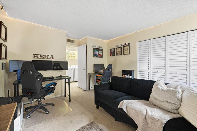 504 ORANGE DRIVE 11, Altamonte Springs, FL 32701