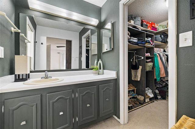 504 ORANGE DRIVE 11, Altamonte Springs, FL 32701