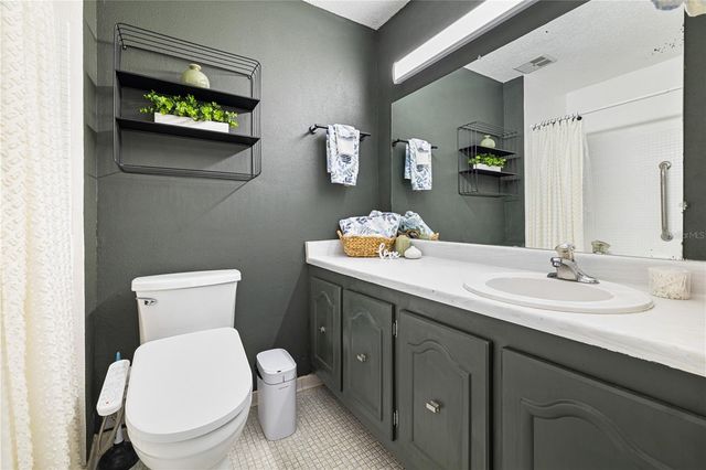 504 ORANGE DRIVE 11, Altamonte Springs, FL 32701