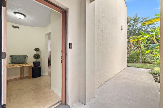 504 ORANGE DRIVE 11, Altamonte Springs, FL 32701