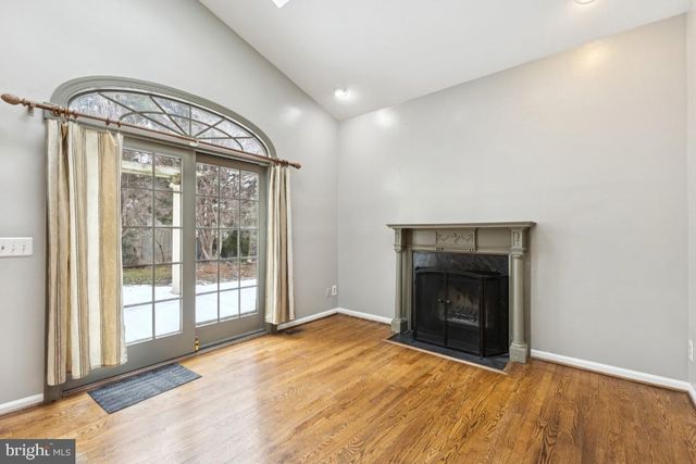 14422 COACHWAY DR, Centreville, VA 20120