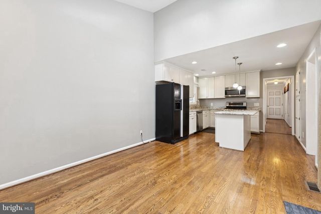 14422 COACHWAY DR, Centreville, VA 20120