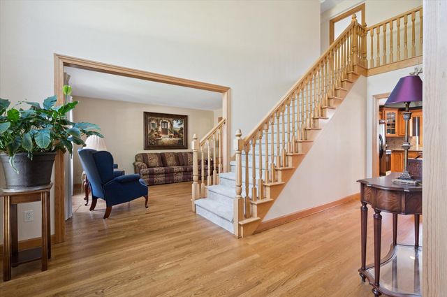 8753 N Stone Mill Road, Sylvania, OH 43560