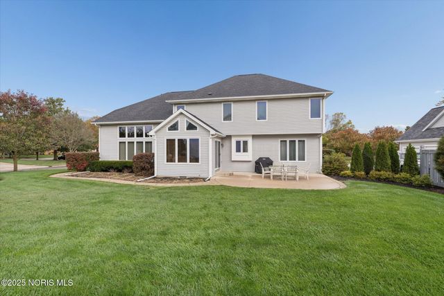 8753 N Stone Mill Road, Sylvania, OH 43560