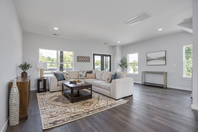 509 Kalman Ln, Madison, TN 37115