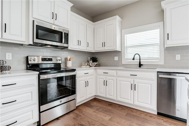 28601 W 162nd Street, Gardner, KS 66030