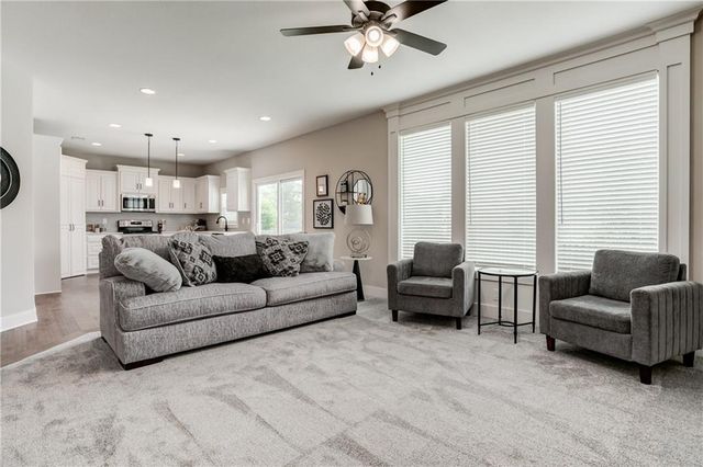 28601 W 162nd Street, Gardner, KS 66030