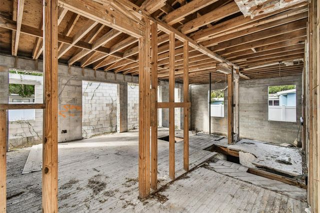 1800 PALM LANE, Orlando, FL 32803