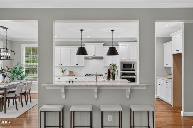 828 Rambling Oaks Lane, Holly Springs, NC 27540