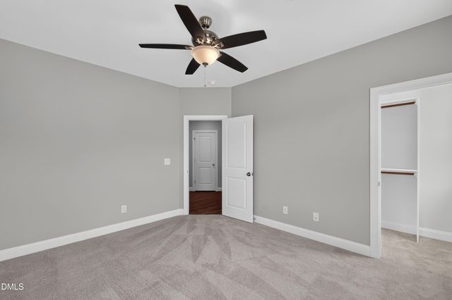 828 Rambling Oaks Lane, Holly Springs, NC 27540