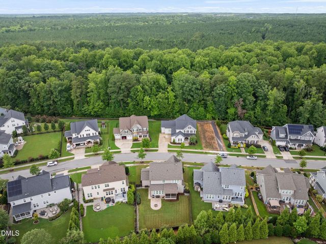 828 Rambling Oaks Lane, Holly Springs, NC 27540