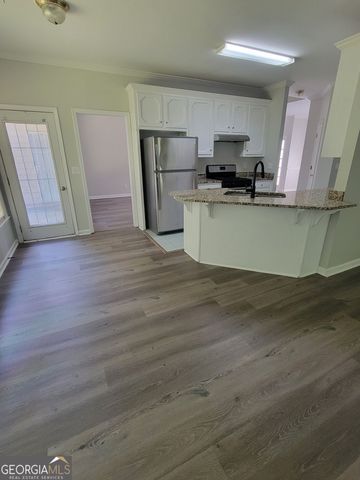 12208 Barney Court, Fayetteville, GA 30215