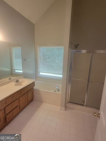 12208 Barney Court, Fayetteville, GA 30215