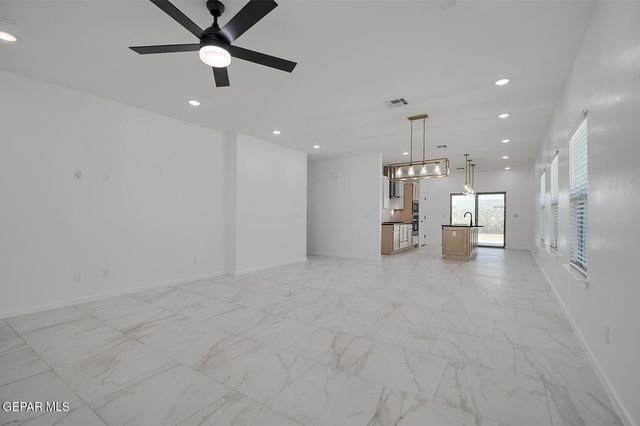 13828 Paseo De Gloria Avenue, Horizon City, TX 79928