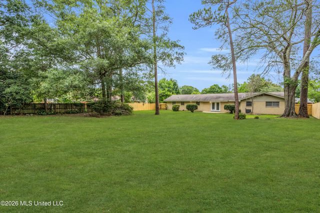 2505 Shady Lane, Biloxi, MS 39531