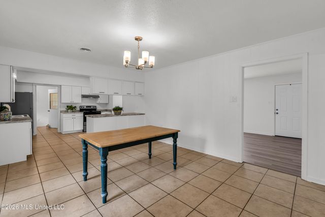 2505 Shady Lane, Biloxi, MS 39531